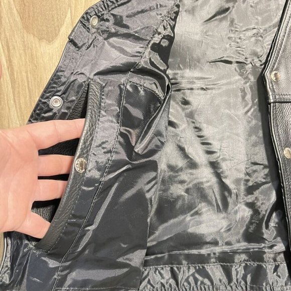 Men's Milwaukee Leather By Shaf, Black, Leather Snap Front Vest Size: Large - Picture 8 of 11